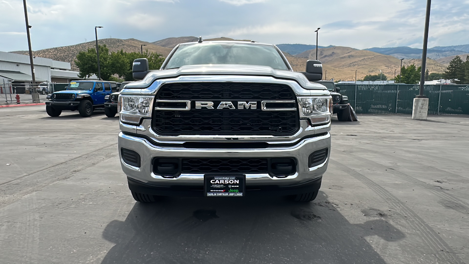 2024 Ram 2500 TRADESMAN CREW CAB 4X4 64 BOX 8