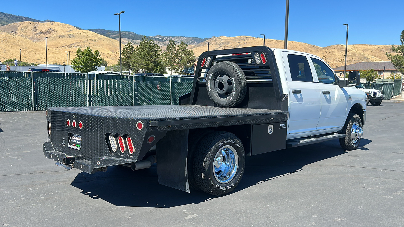 2023 Ram 3500 Chassis Tradesman/SLT/Laramie/Limited 3