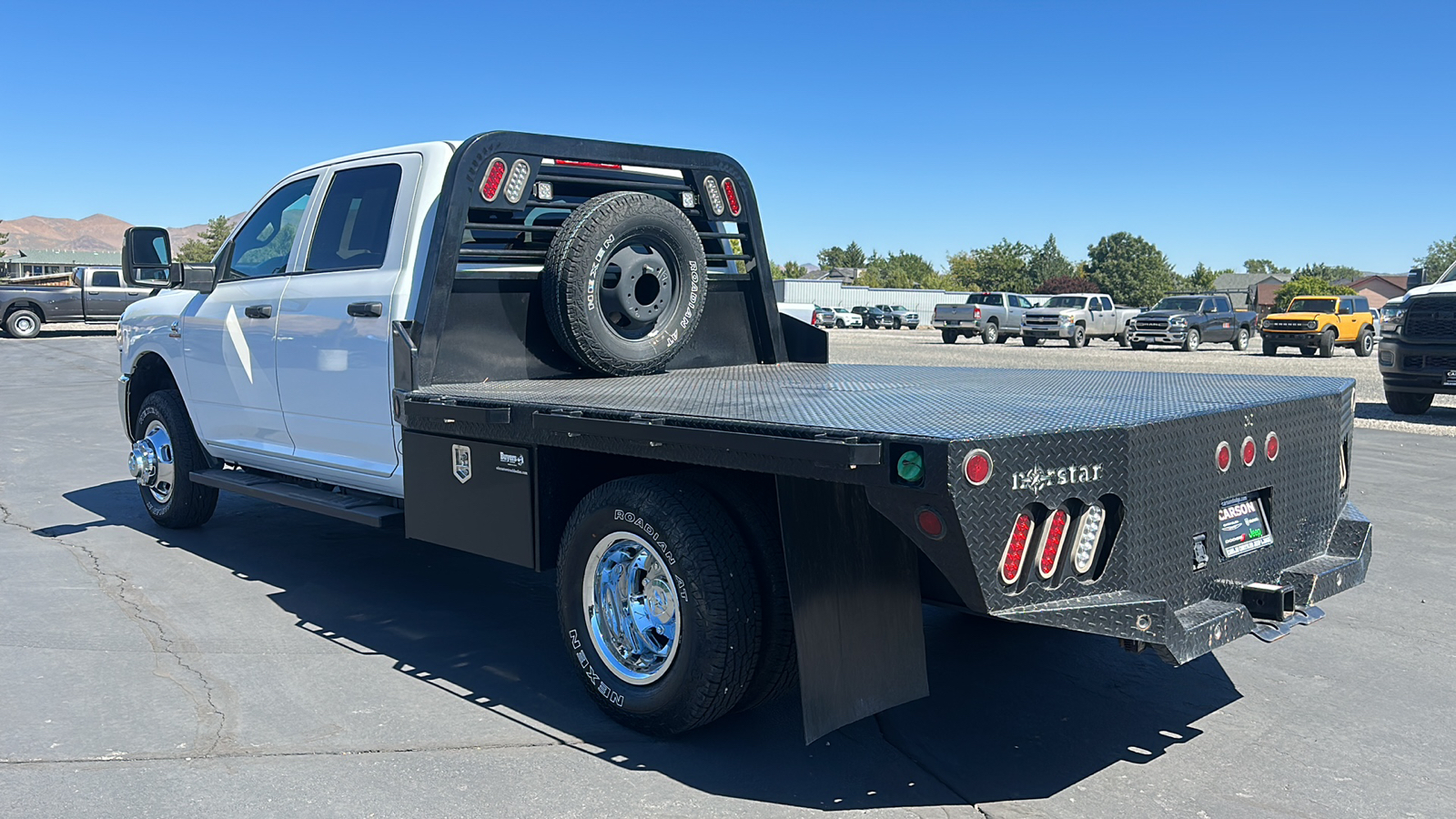 2023 Ram 3500 Chassis Tradesman/SLT/Laramie/Limited 5