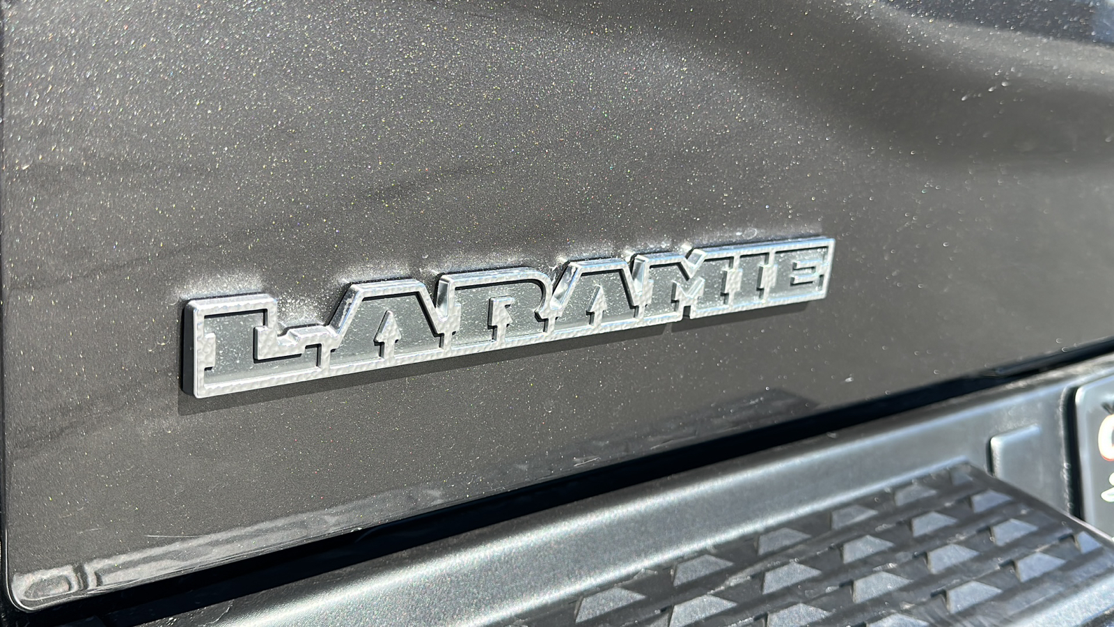 2024 Ram 3500 LARAMIE CREW CAB 4X4 8 BOX 15