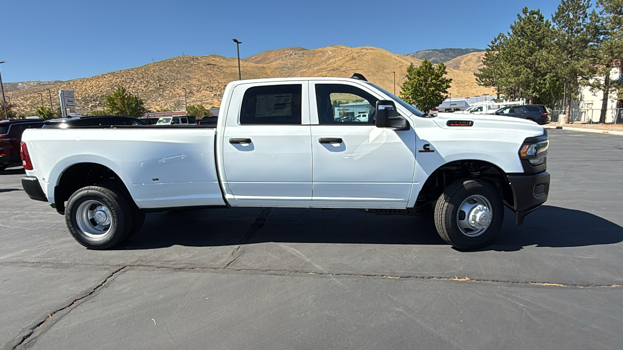 2024 Ram 3500 TRADESMAN CREW CAB 4X4 8 BOX 2