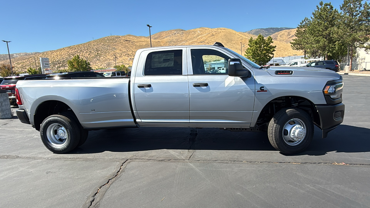 2024 Ram 3500 TRADESMAN CREW CAB 4X4 8 BOX 2