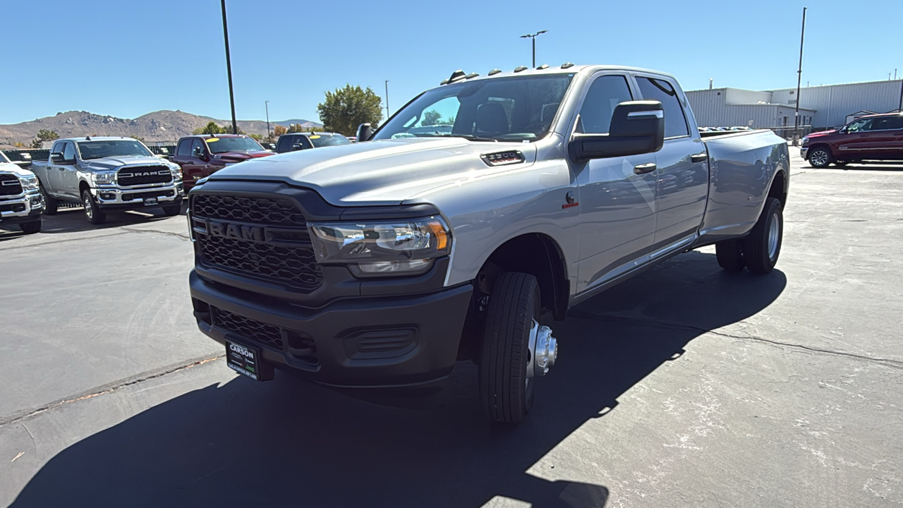 2024 Ram 3500 TRADESMAN CREW CAB 4X4 8 BOX 7