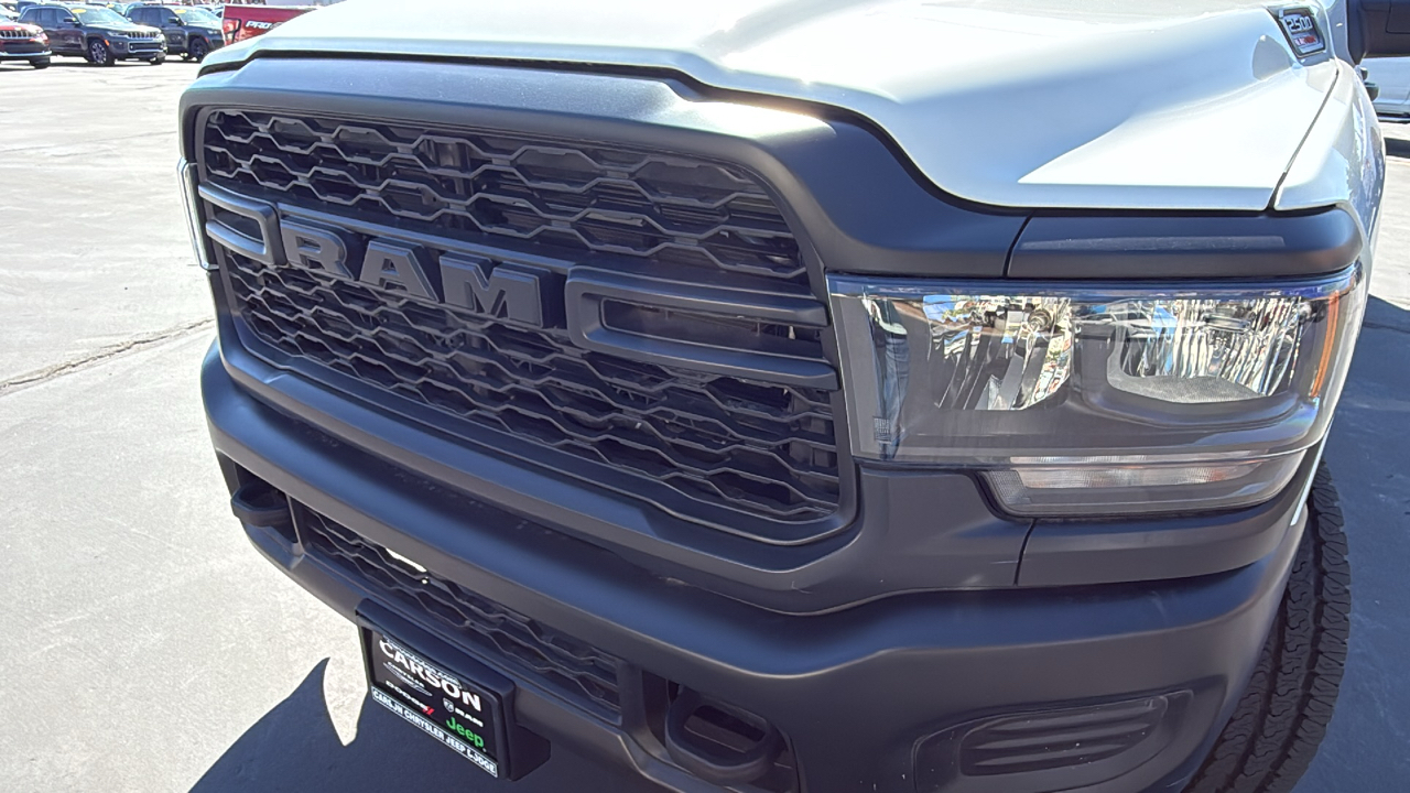 2024 Ram 2500 TRADESMAN CREW CAB 4X4 8 BOX 9