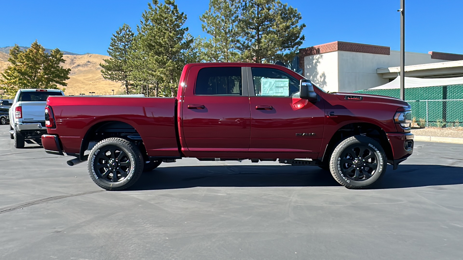 2024 Ram 2500 BIG HORN CREW CAB 4X4 64 BOX 2