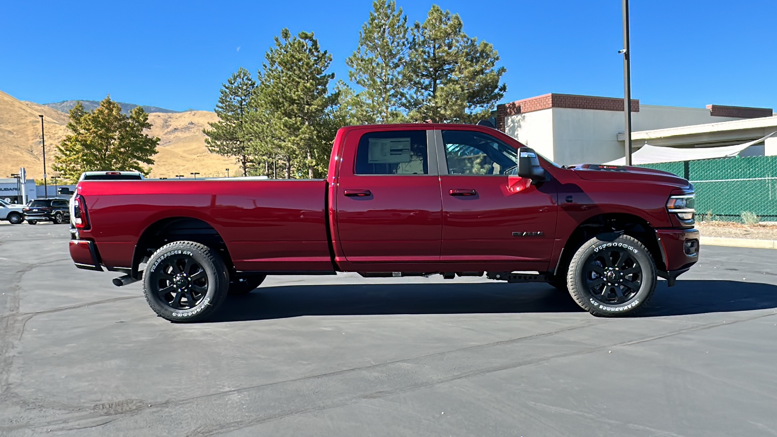 2024 Ram 3500 LARAMIE CREW CAB 4X4 8 BOX 2