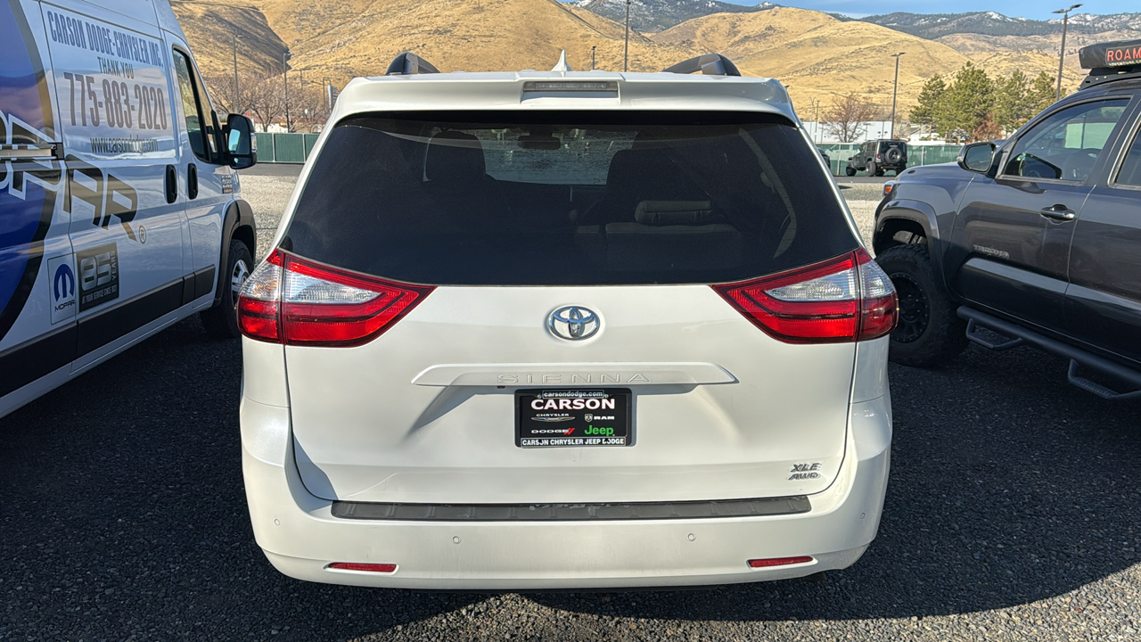 2019 Toyota Sienna XLE Premium 7 Passenger 5