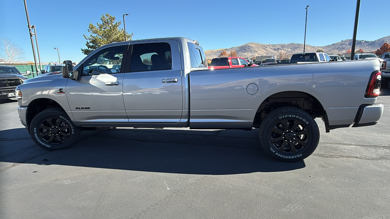 2024 Ram 3500 LARAMIE CREW CAB 4X4 8 BOX 6