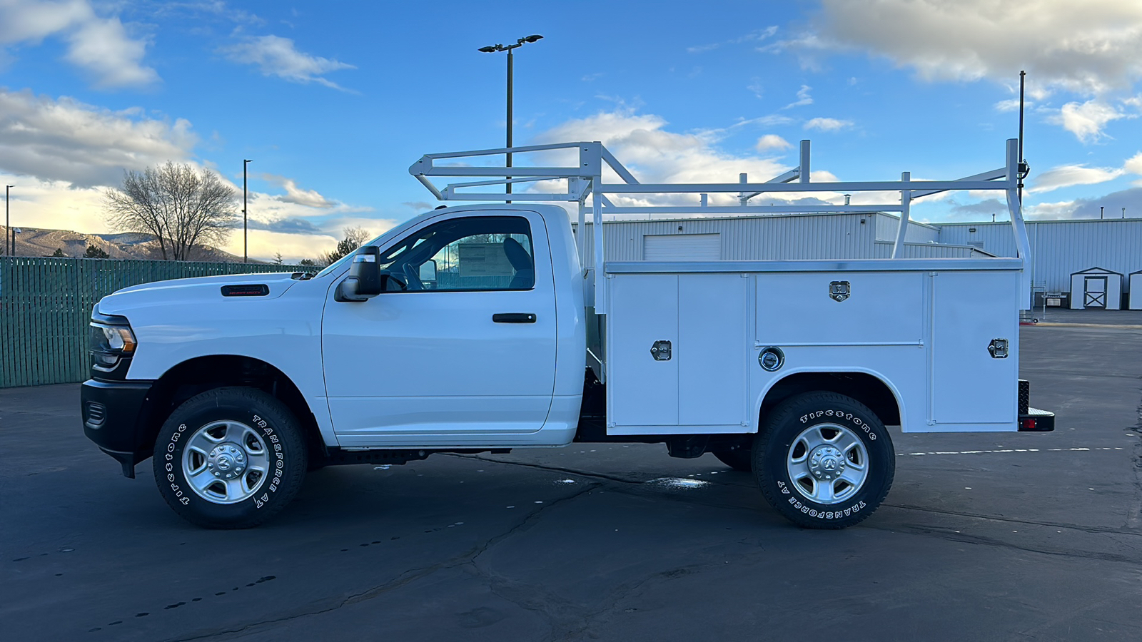 2024 Ram 2500 TRADESMAN REGULAR CAB 4X4 8 BOX 6