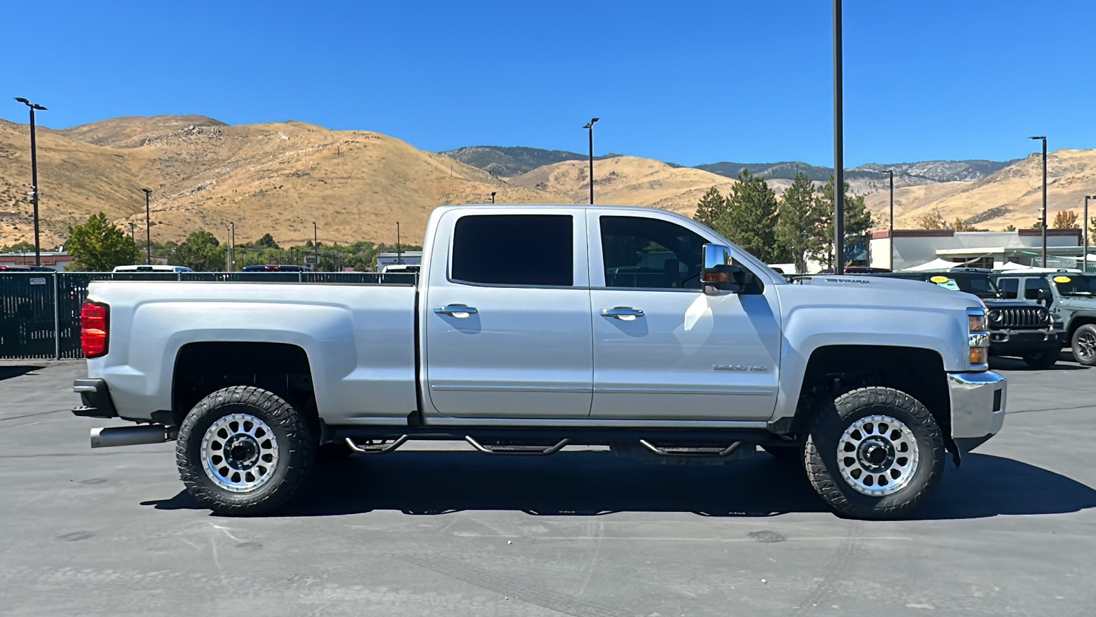 2018 Chevrolet Silverado 3500HD LTZ 2