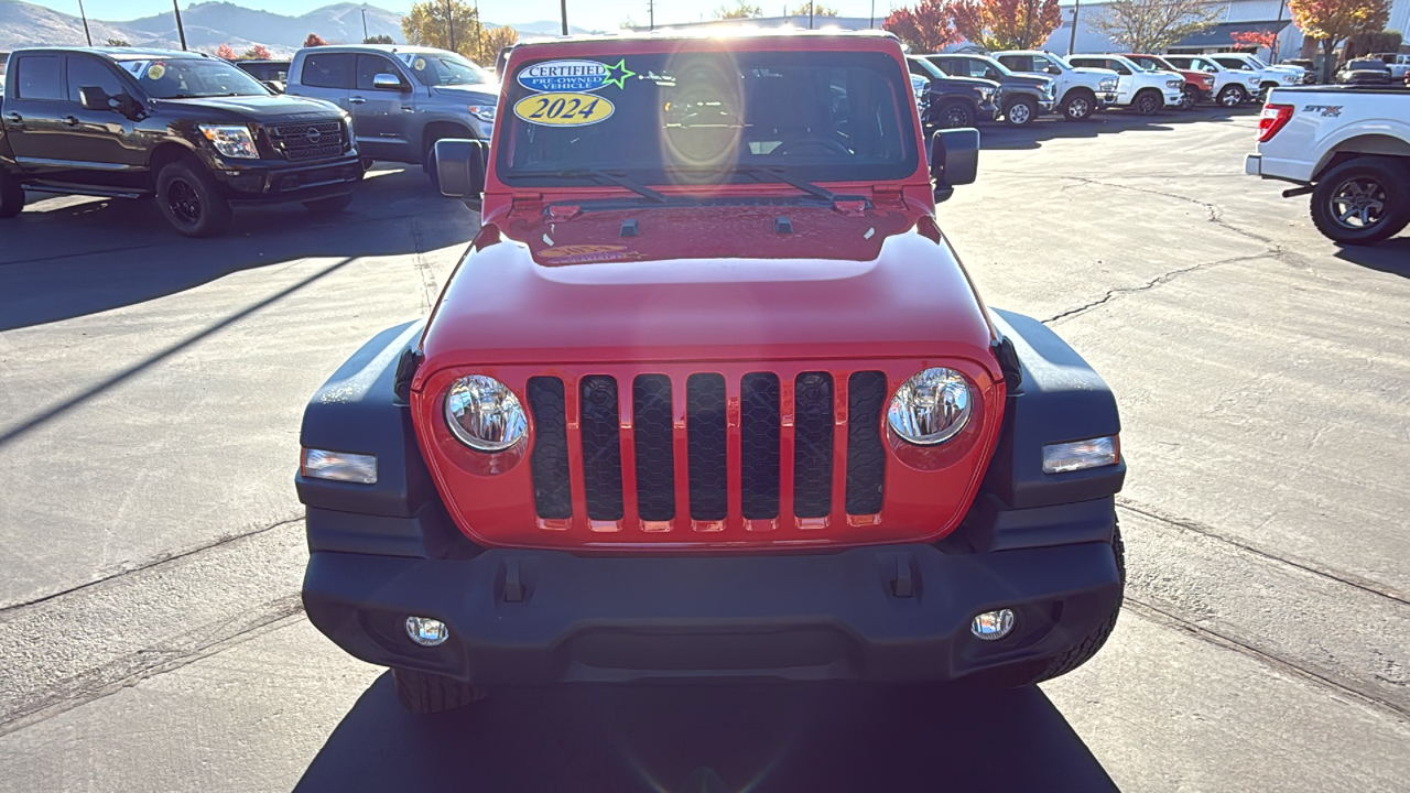 2024 Jeep Wrangler Sport 8