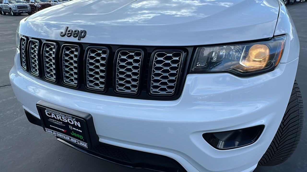 2019 Jeep Grand Cherokee Laredo 9
