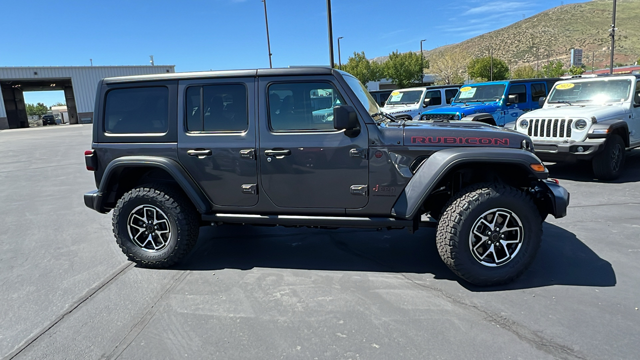 2024 Jeep Wrangler 4-DOOR RUBICON 2