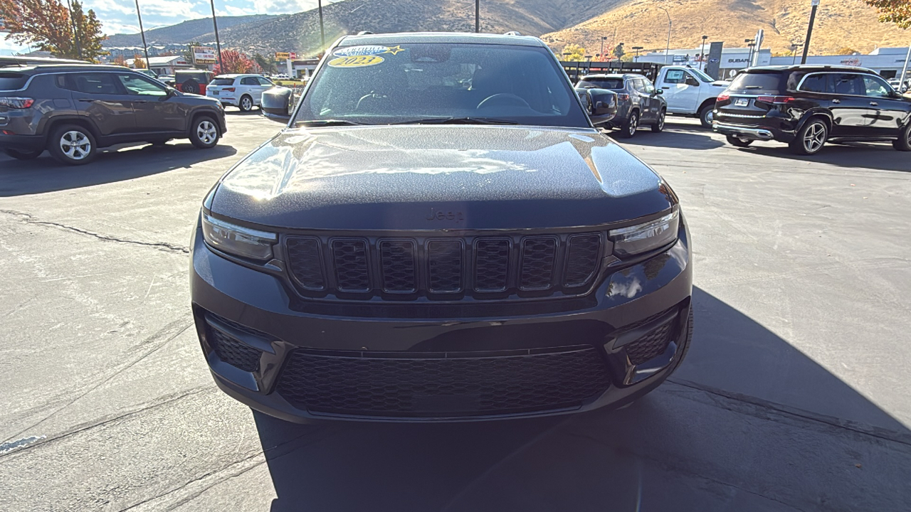 2023 Jeep Grand Cherokee Laredo 8