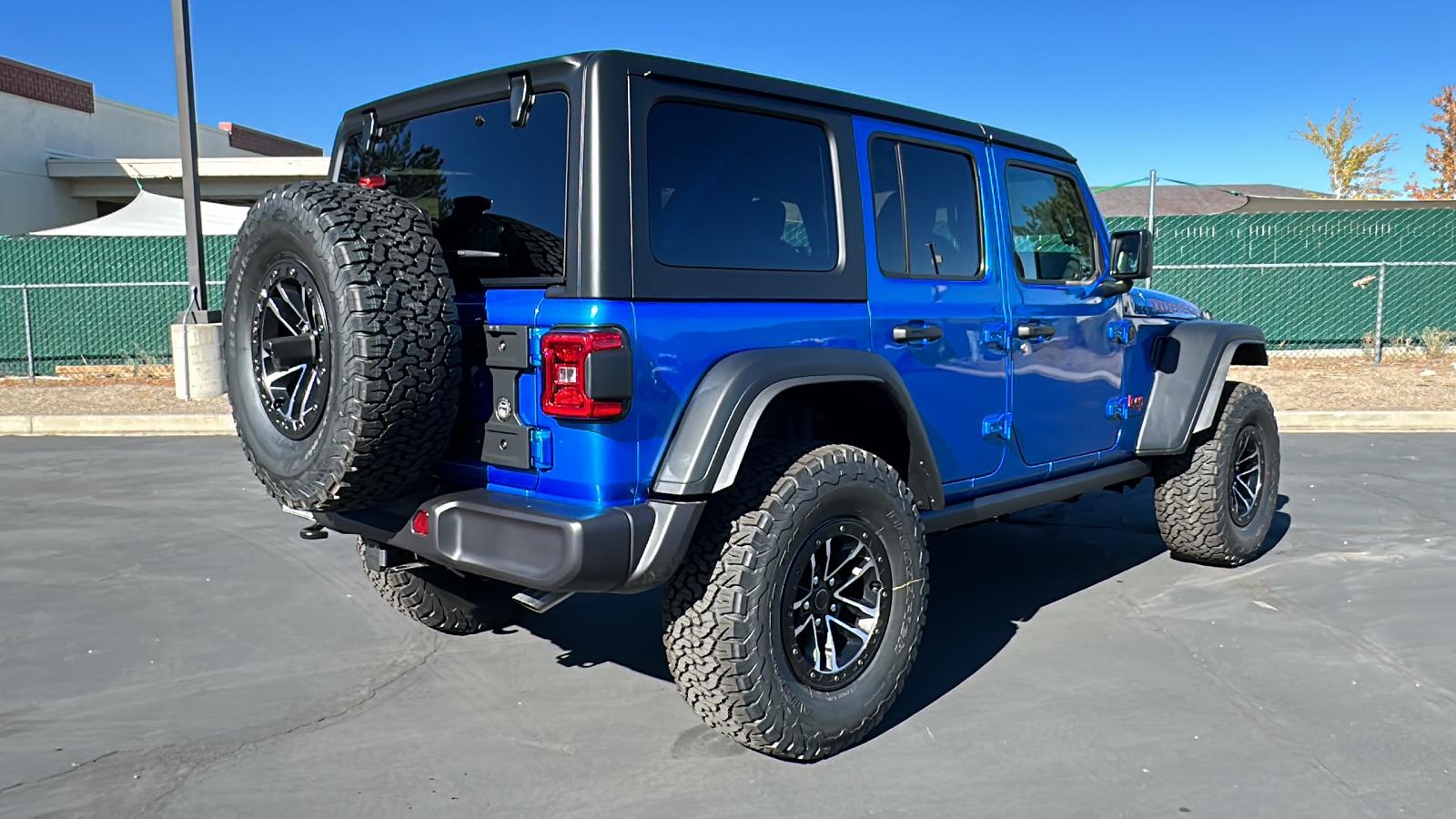 2024 Jeep Wrangler 4-DOOR RUBICON 3