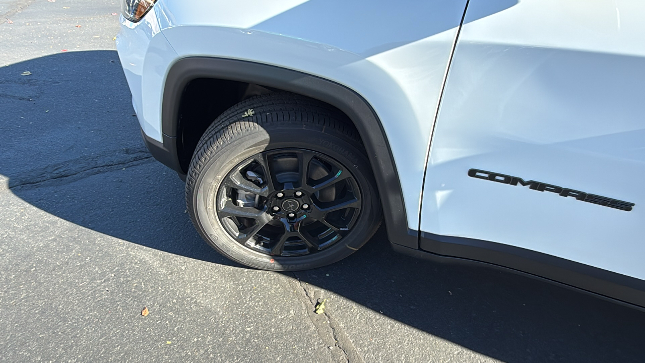 2025 Jeep Compass LATITUDE 4X4 10