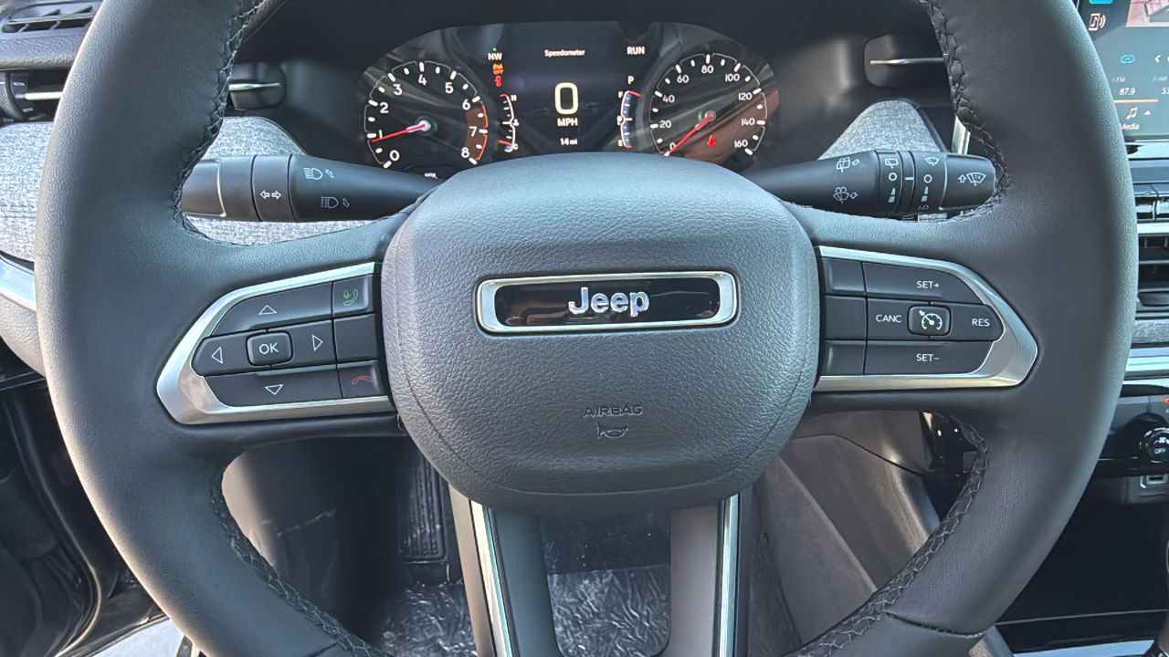 2025 Jeep Compass LATITUDE 4X4 29