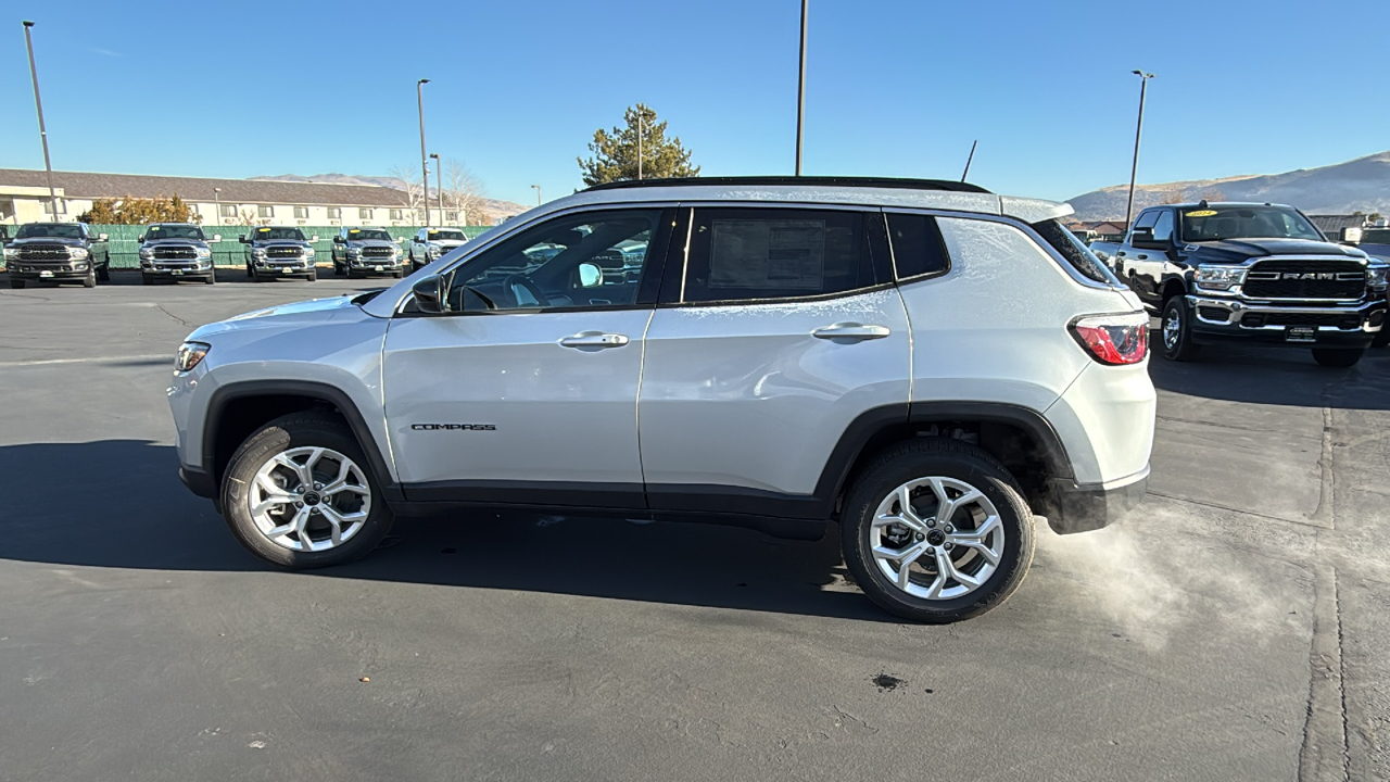 2025 Jeep Compass LATITUDE 4X4 6