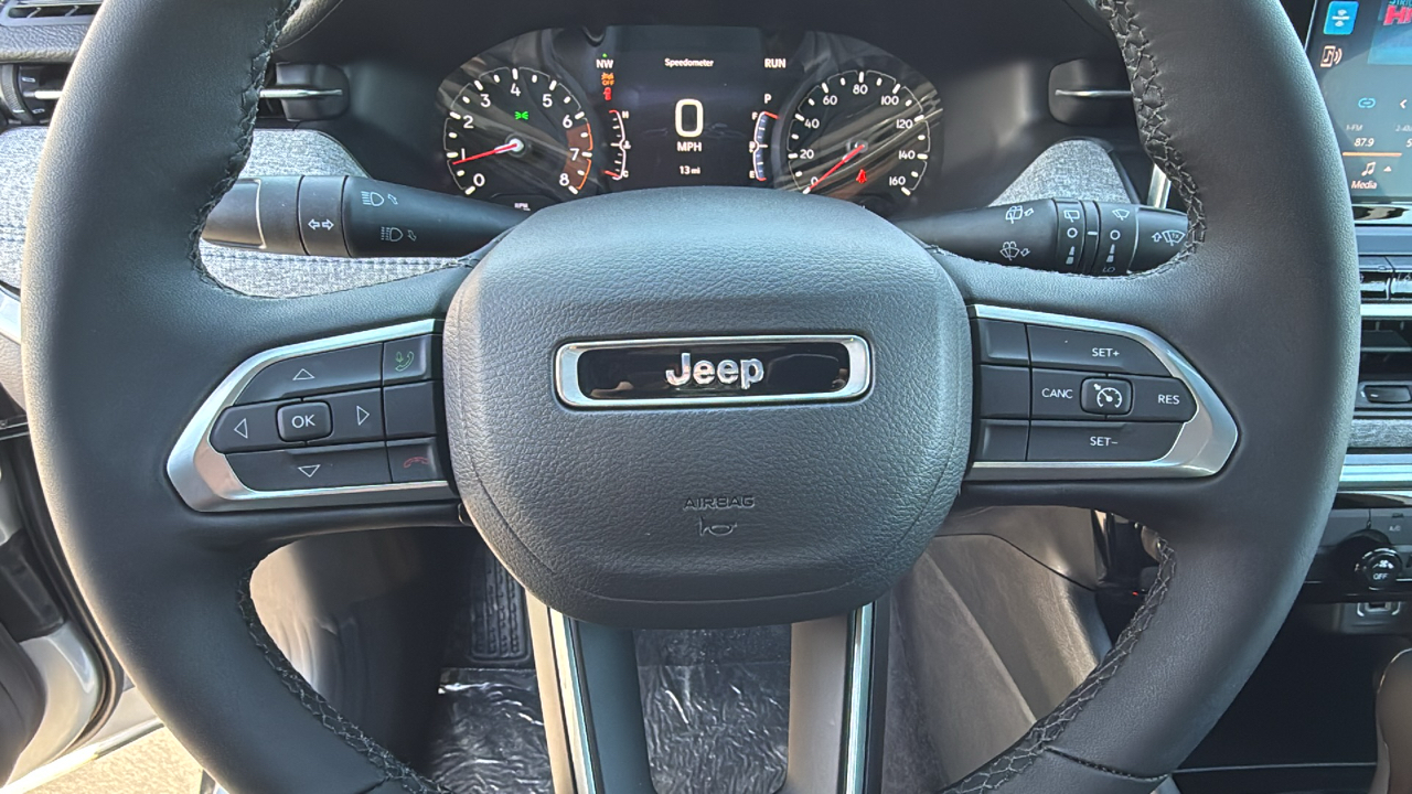 2025 Jeep Compass LATITUDE 4X4 29