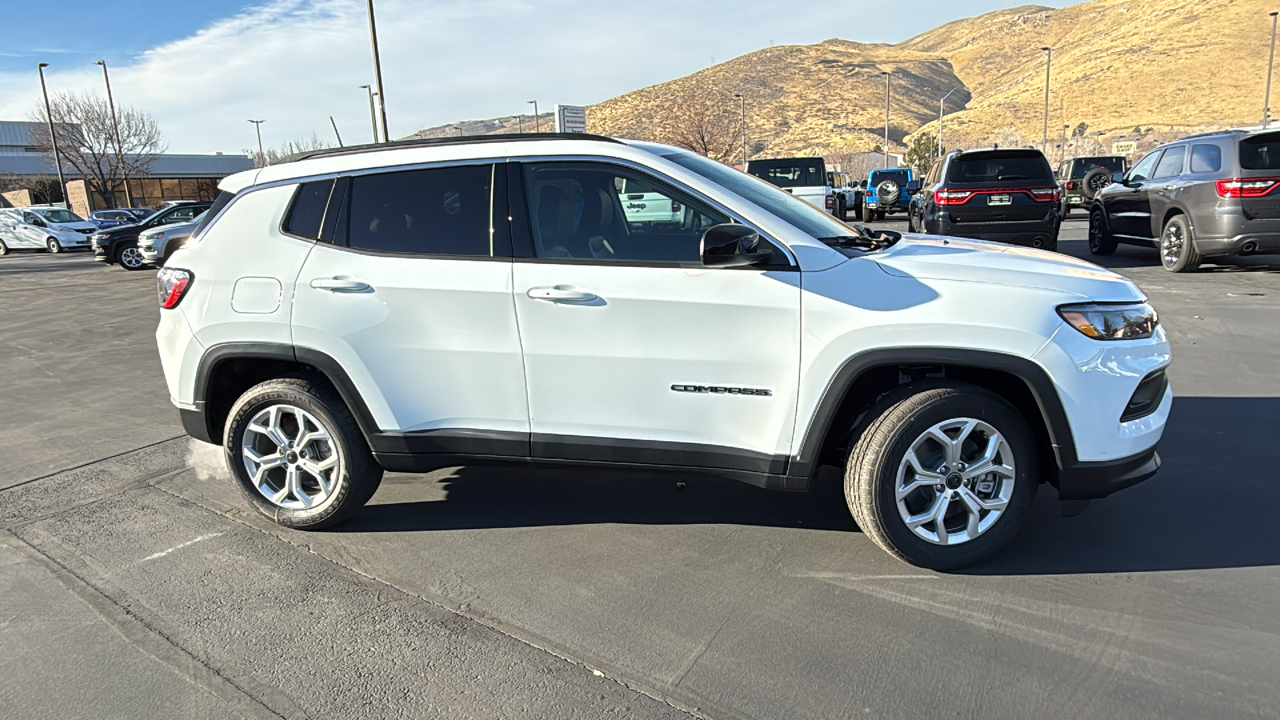 2025 Jeep Compass LATITUDE 4X4 2