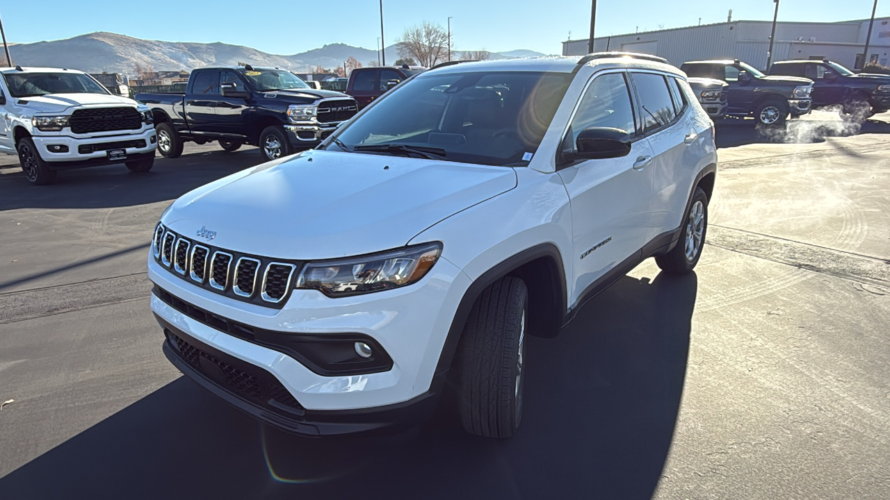 2025 Jeep Compass LATITUDE 4X4 7