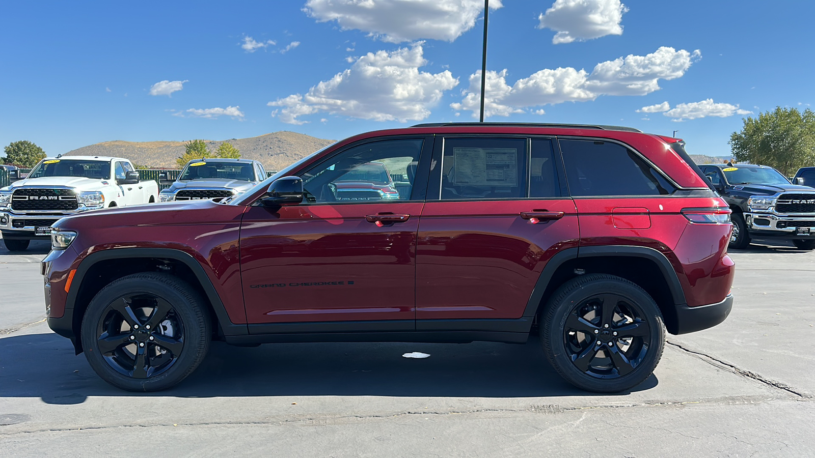 2025 Jeep Grand Cherokee ALTITUDE X 4X4 6