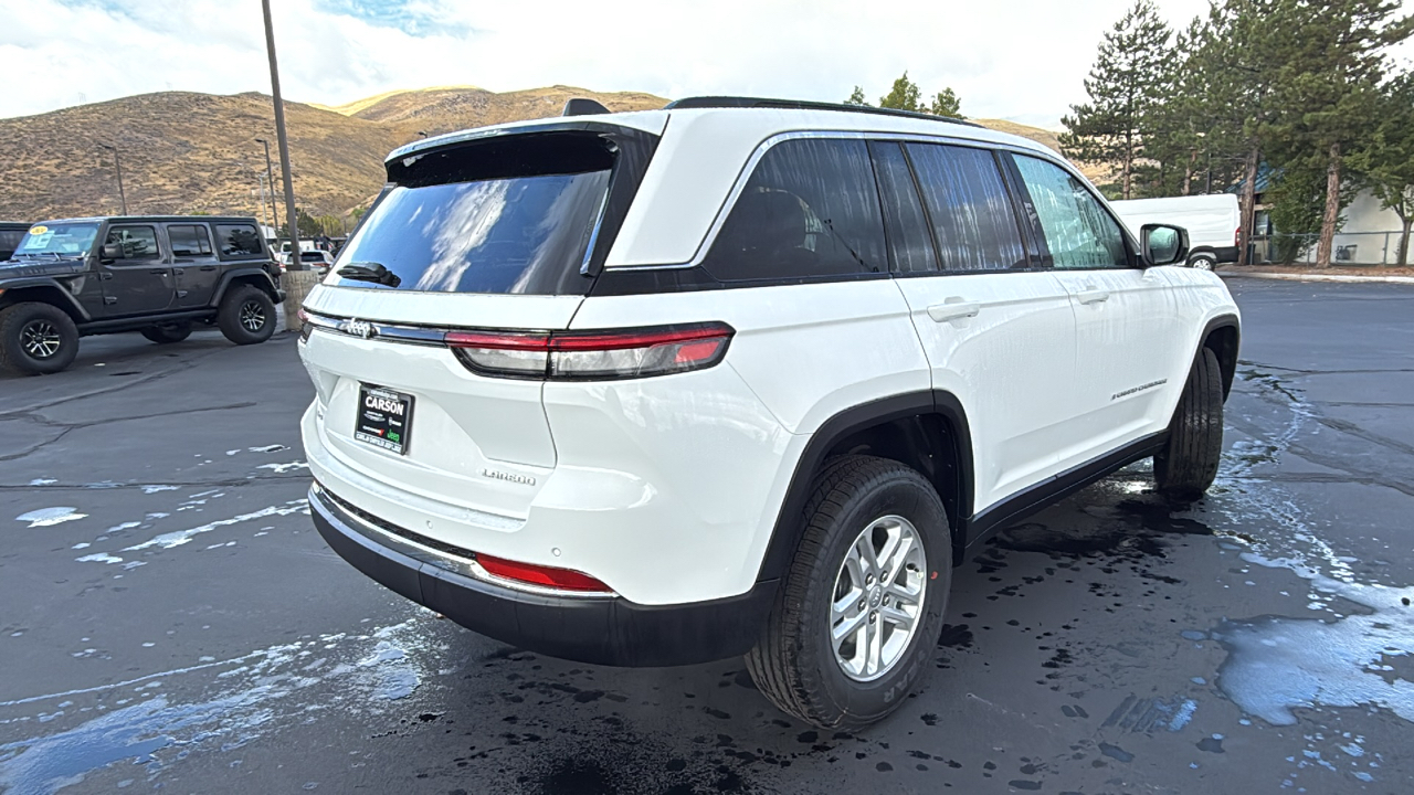 2025 Jeep Grand Cherokee LAREDO 4X4 3