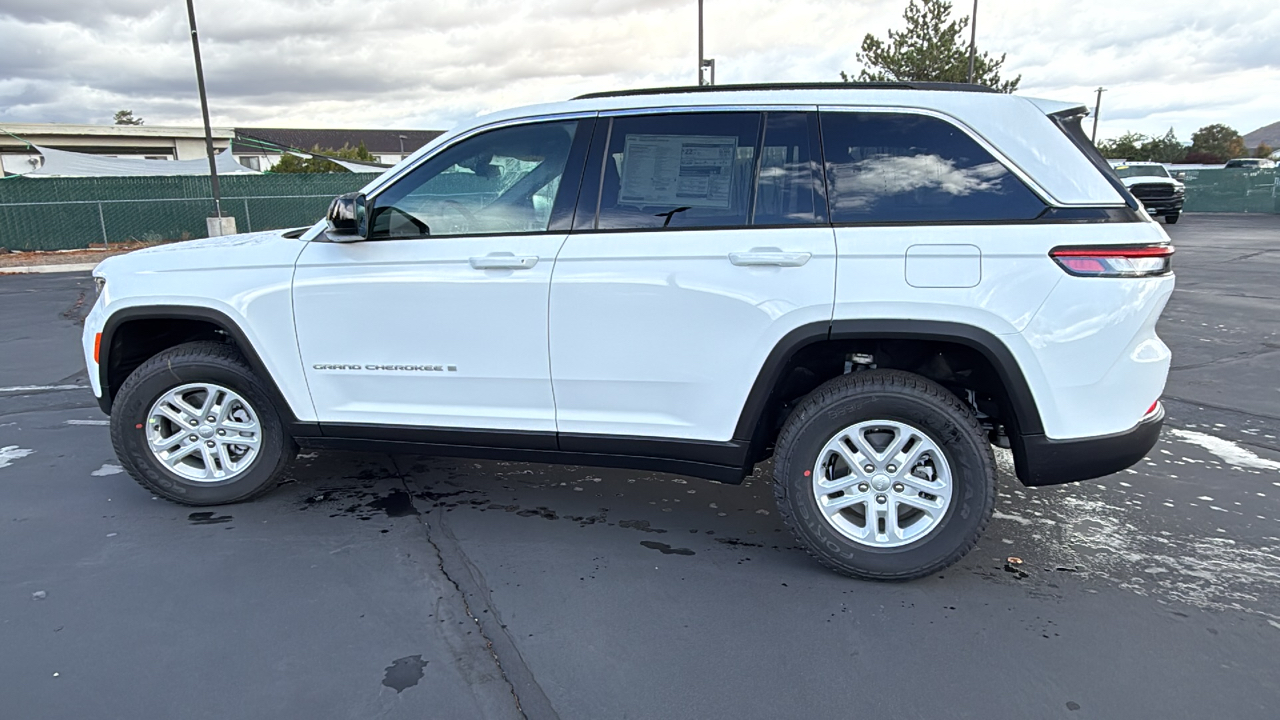 2025 Jeep Grand Cherokee LAREDO 4X4 6