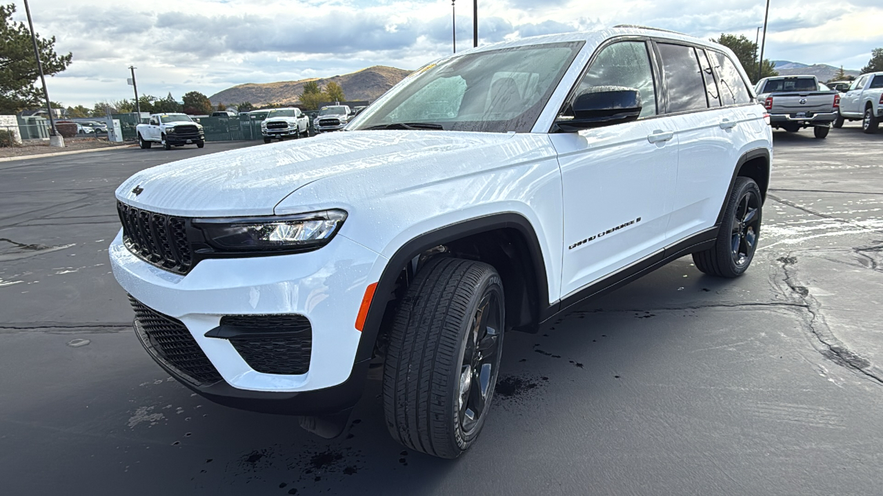 2025 Jeep Grand Cherokee ALTITUDE X 4X4 7