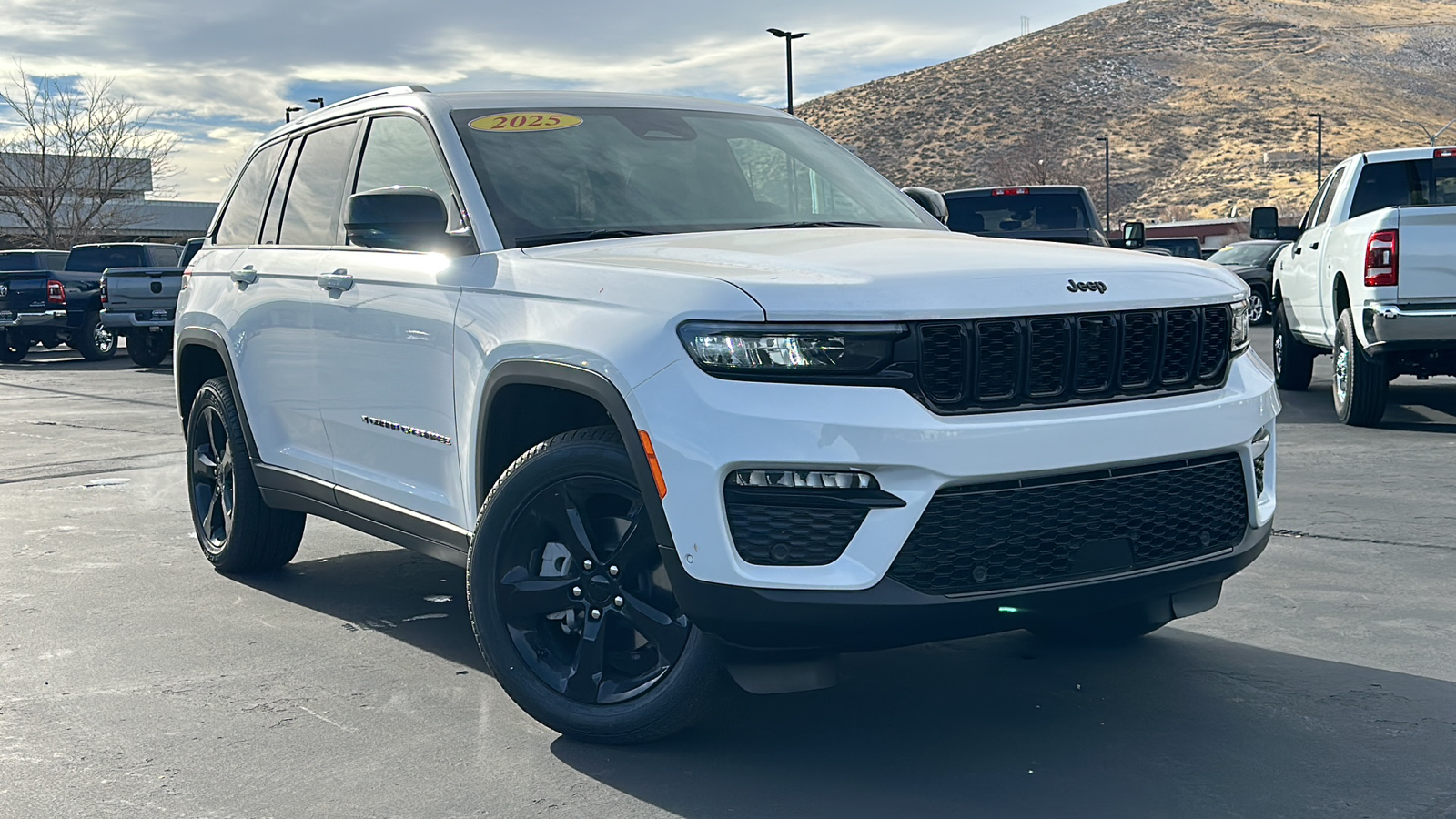 2025 Jeep Grand Cherokee LIMITED 4X4 1