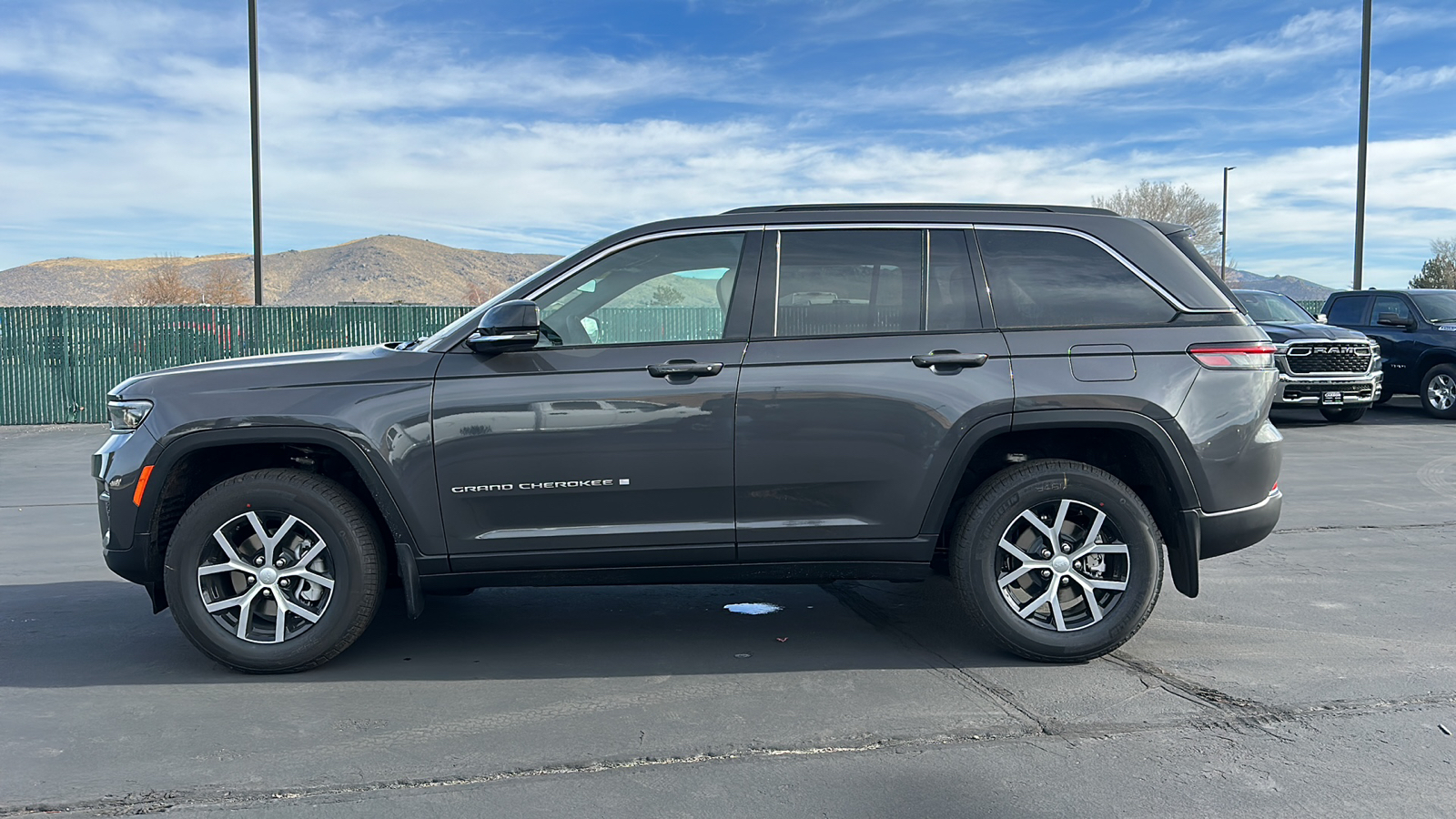 2025 Jeep Grand Cherokee LIMITED 4X4 6