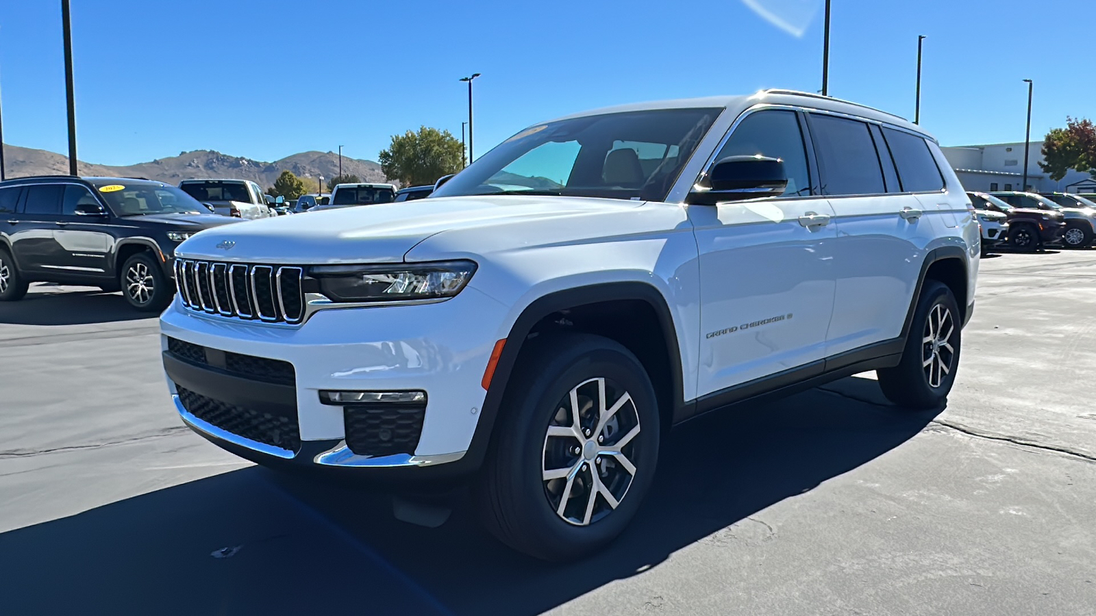 2025 Jeep Grand Cherokee L LIMITED 4X4 7