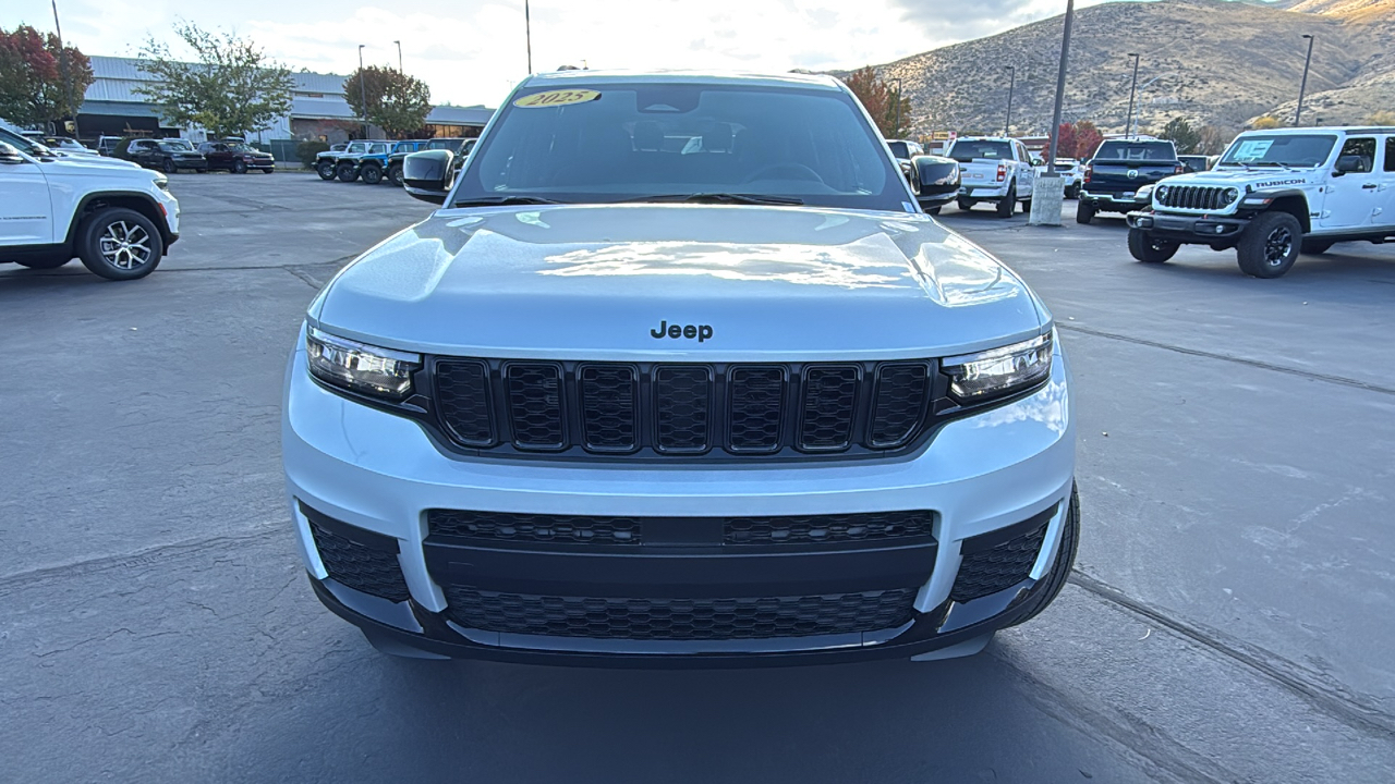 2025 Jeep Grand Cherokee L ALTITUDE X 4X4 8