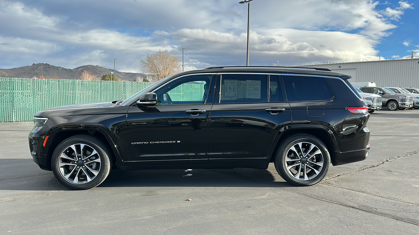 2021 Jeep Grand Cherokee L Overland 6