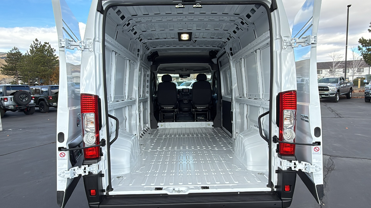 2025 Ram ProMaster  13