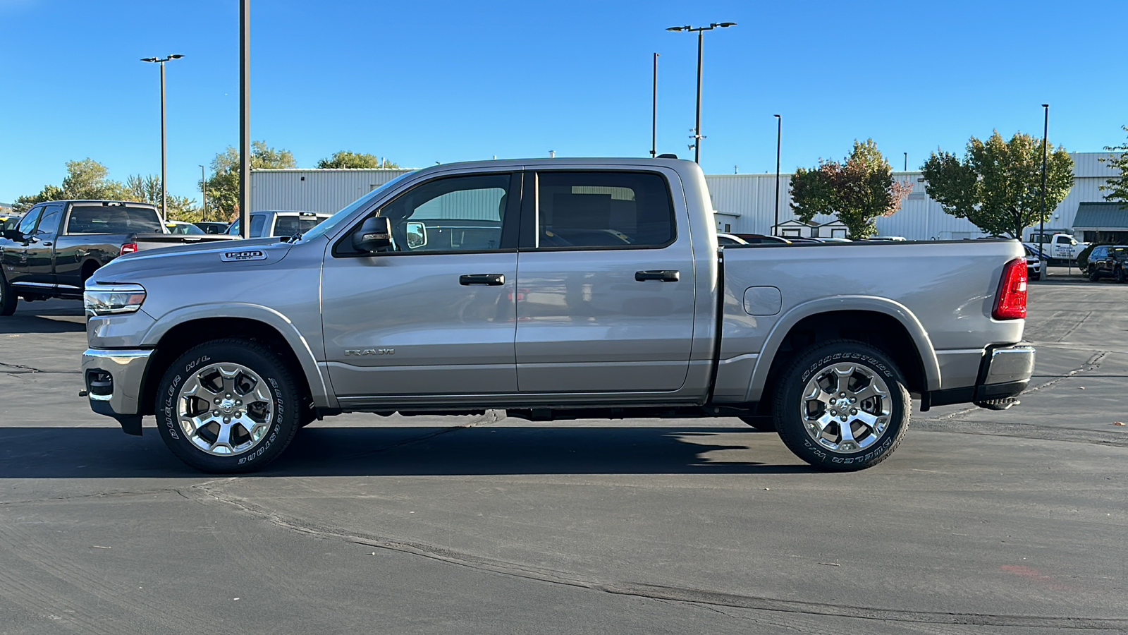 2025 Ram 1500 BIG HORN CREW CAB 4X4 57 BOX 6