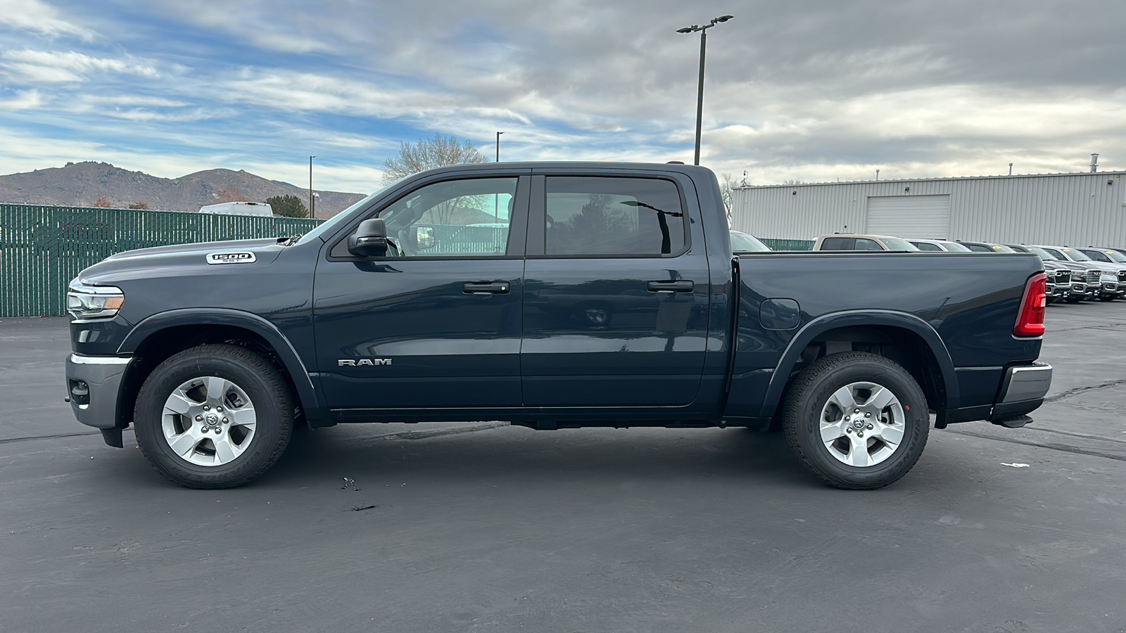 2025 Ram 1500 BIG HORN CREW CAB 4X4 57 BOX 6