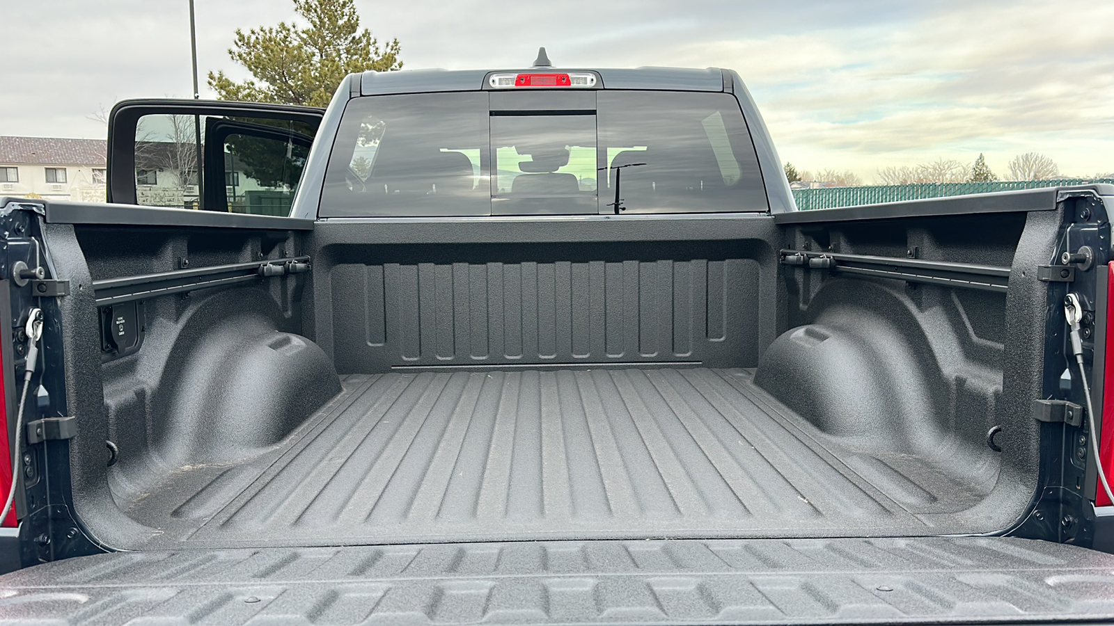 2025 Ram 1500 BIG HORN CREW CAB 4X4 57 BOX 16