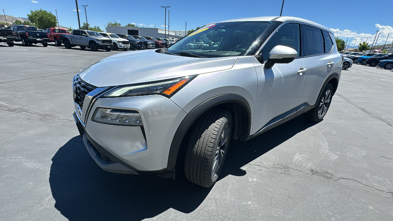 2021 Nissan Rogue SV 7