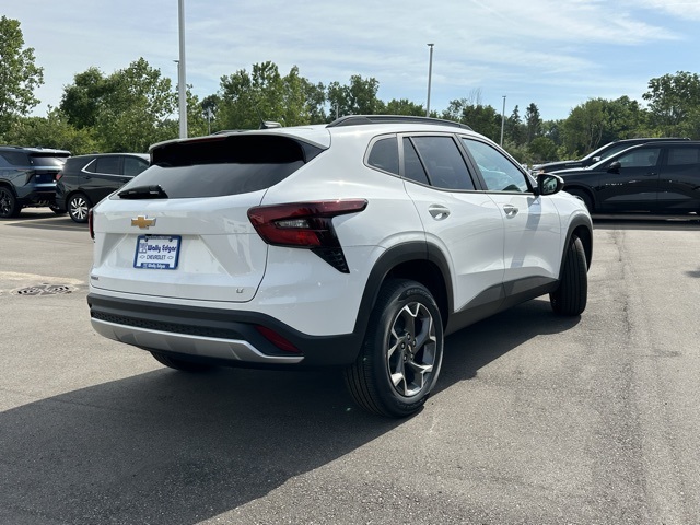 2025 Chevrolet Trax LT 12