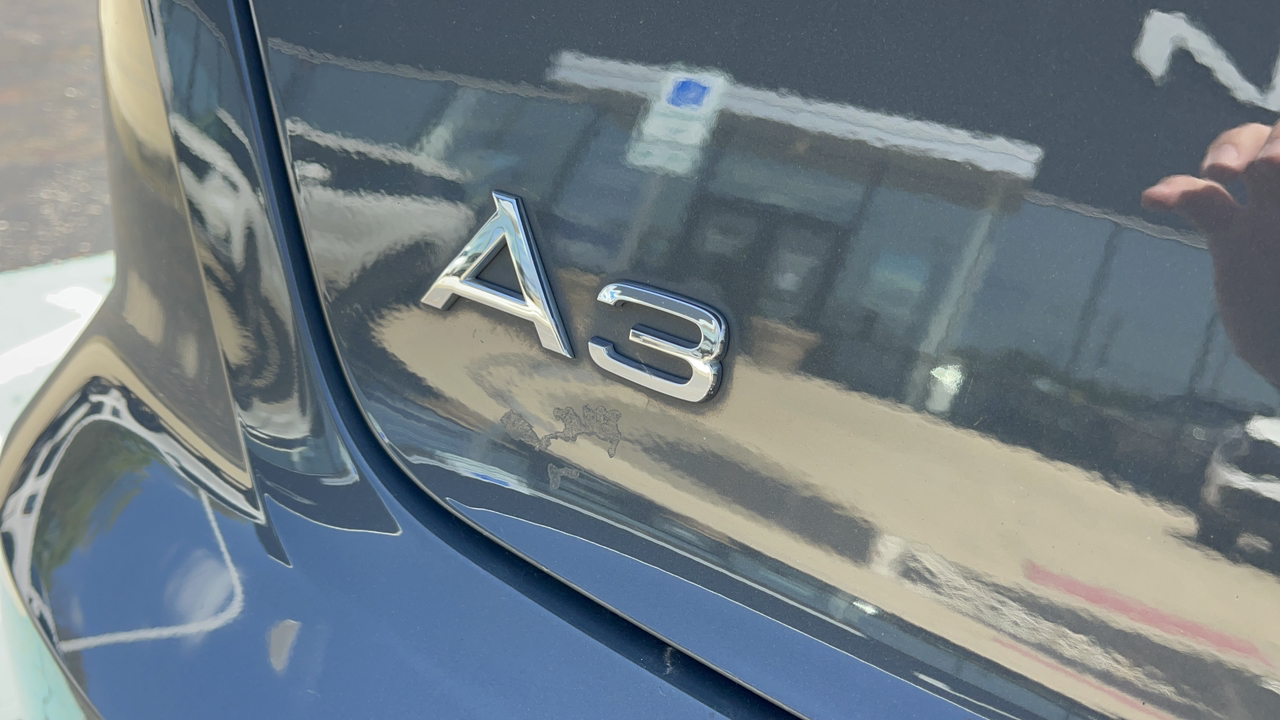 2018 Audi A3 e-tron 1.4T Premium 8