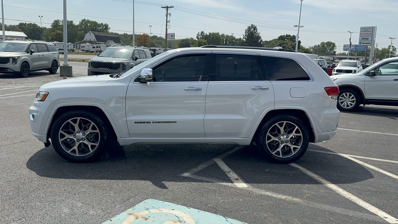 2020 Jeep Grand Cherokee Overland 13