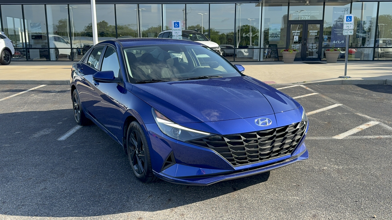 2022 Hyundai Elantra SEL 3