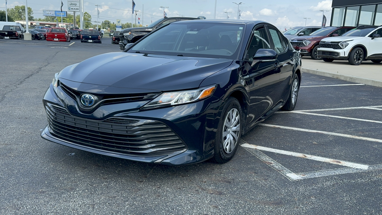 2019 Toyota Camry Hybrid LE 15