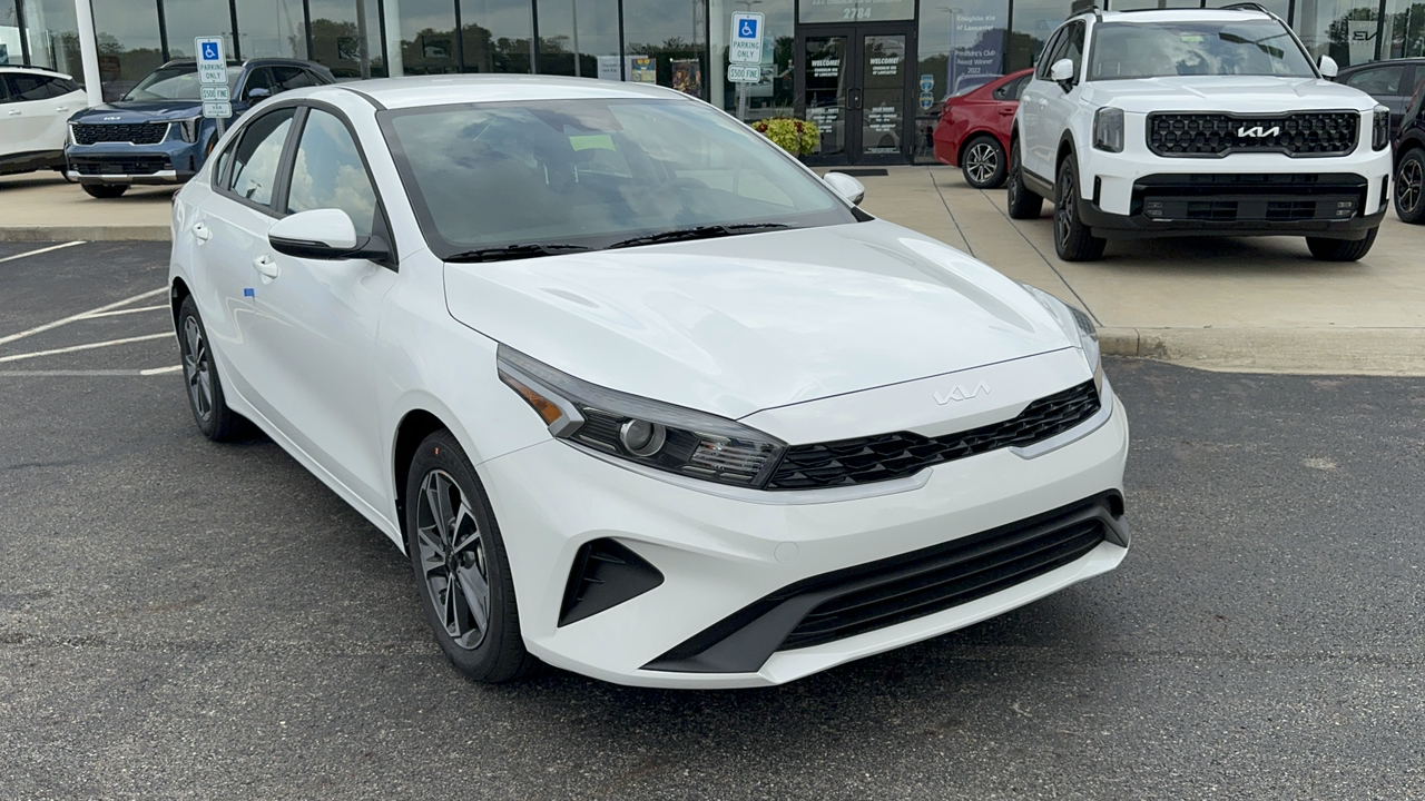 2024 Kia Forte LXS 3