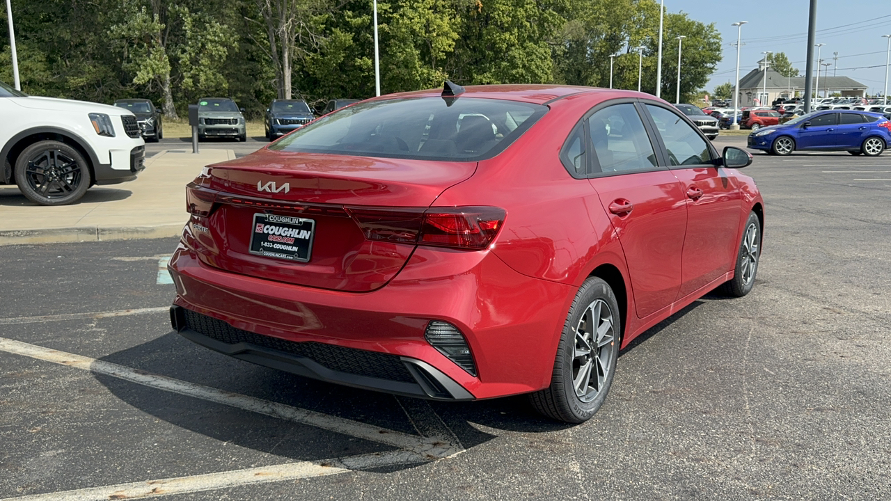 2024 Kia Forte LXS 7