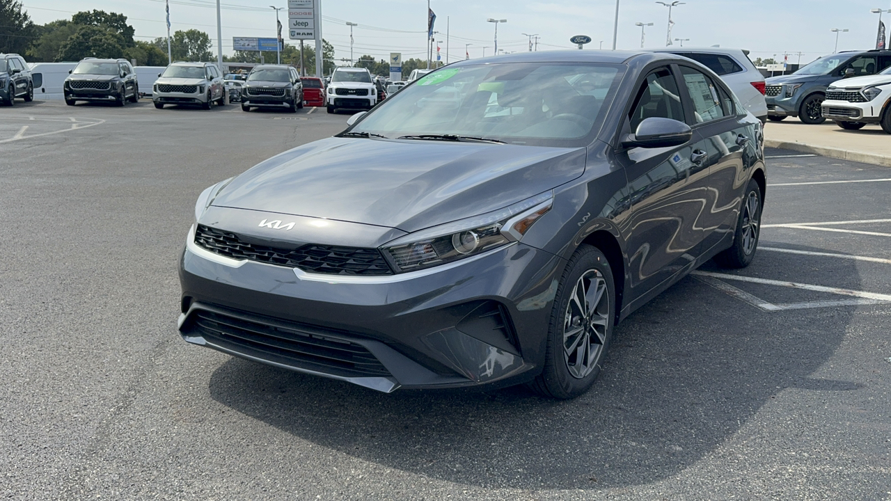 2024 Kia Forte LXS 15