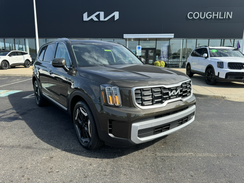 2024 Kia Telluride S 1