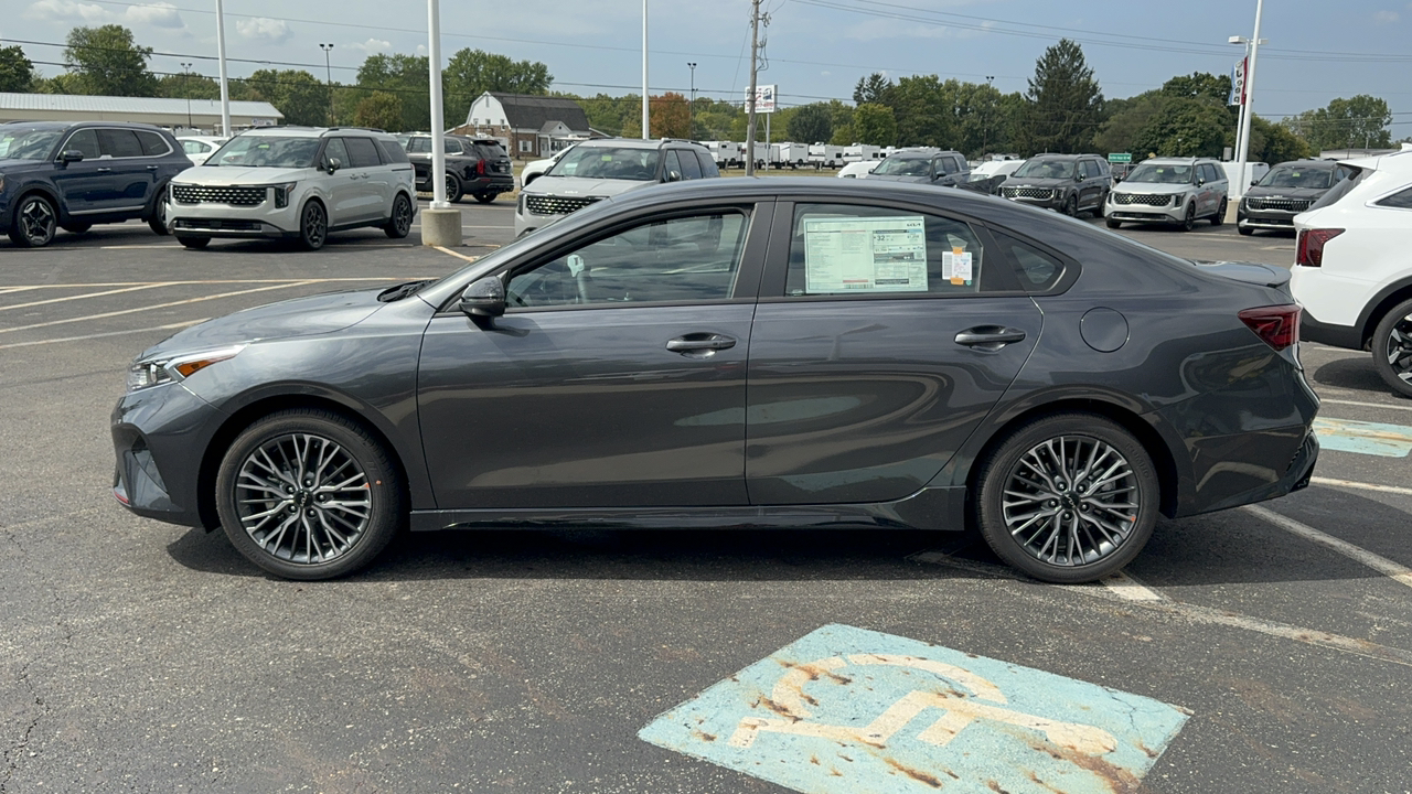 2024 Kia Forte GT-Line 13