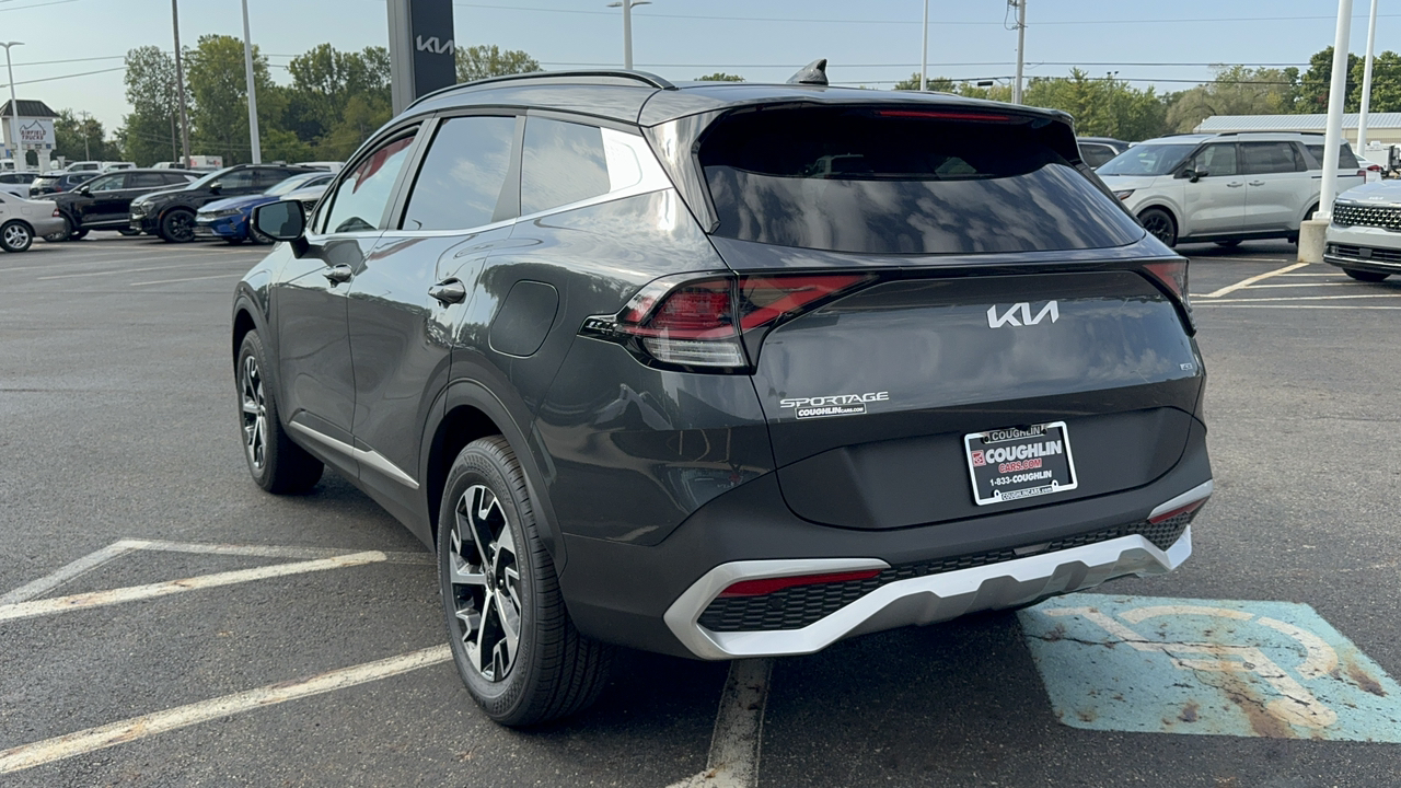 2025 Kia Sportage EX 11